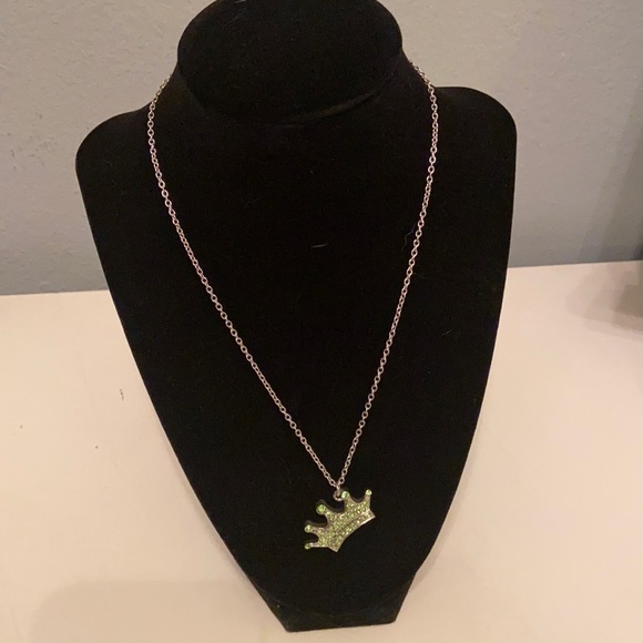 Queen green necklace - Picture 2 of 9